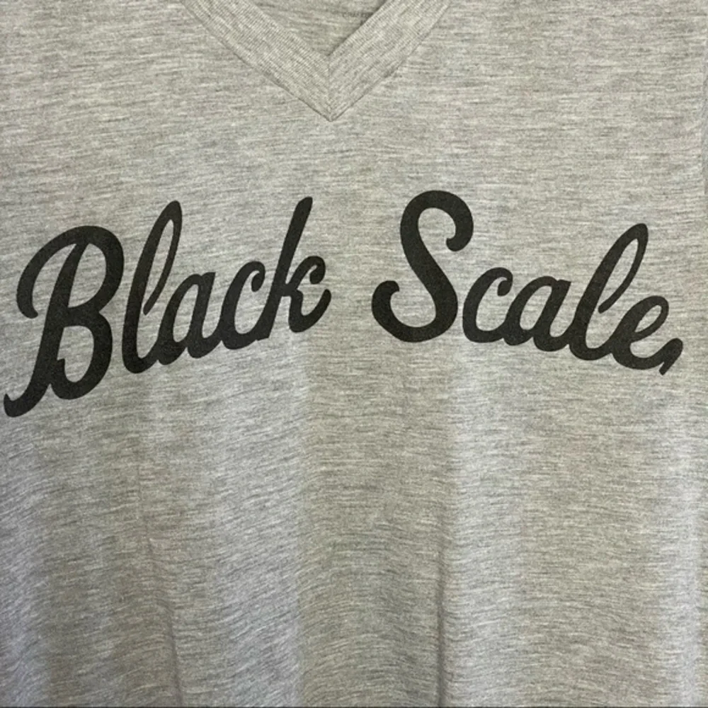 BLACK SCALE Grey BabyTee Shirt